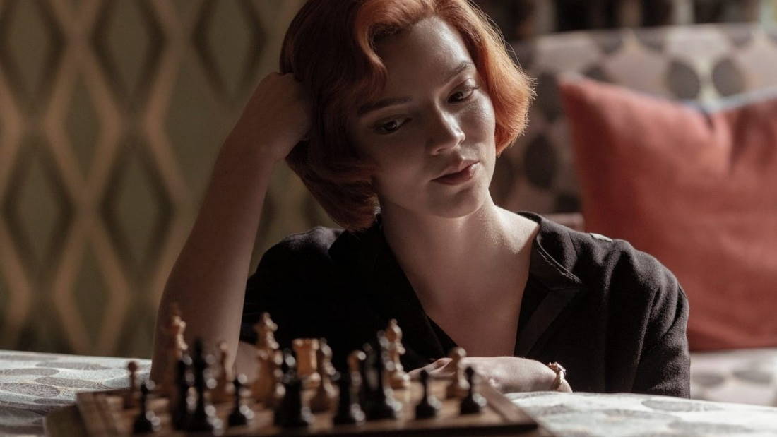 La série The Queen's Gambit et son héroine Beth Harmon incitent les femmes et les jeunes filles à jouer aux échecs