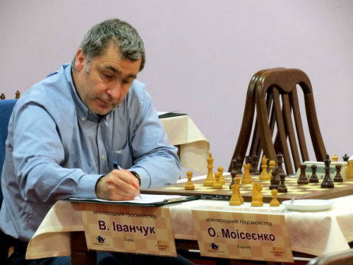 Joueur échecs professionnel Vassily Ivanchuk