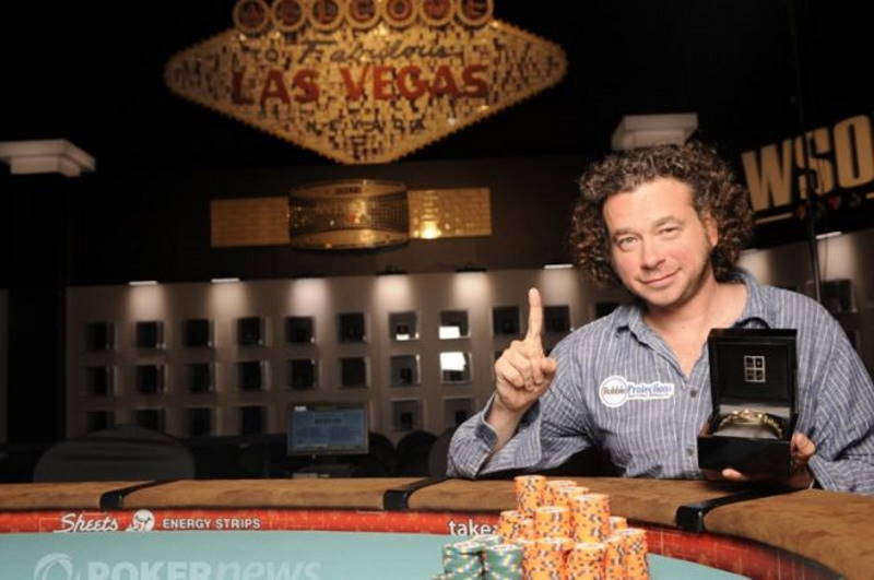 Ylon Schwartz joueur de poker et échecs