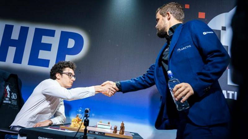 La Poignée de mains aux échecs est essentiel